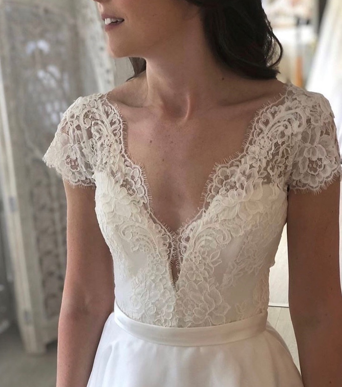 Briella: Ivory Embroidery Chantilly Lace