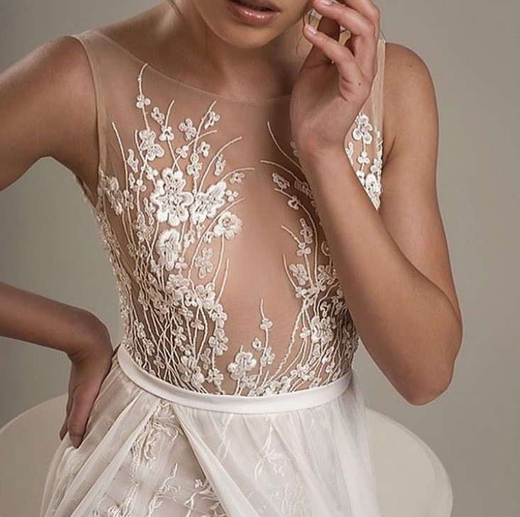 Manette: Ivory Embroidered Lace